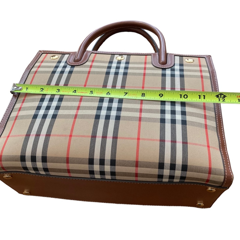 Authentic Burberry vintage two handle check bag. With dust bag. - Picture 8 of 10